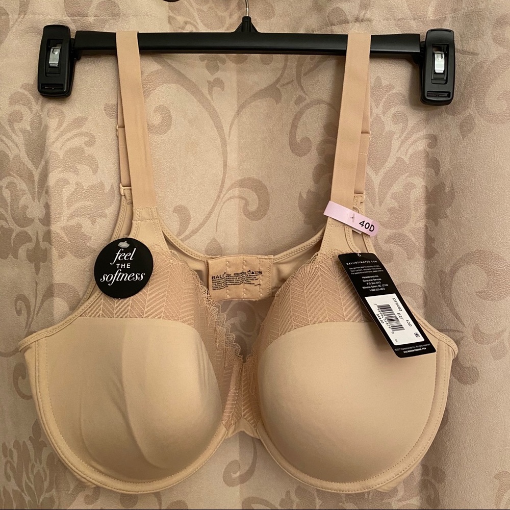 NWT - Bali bra 40D - tan